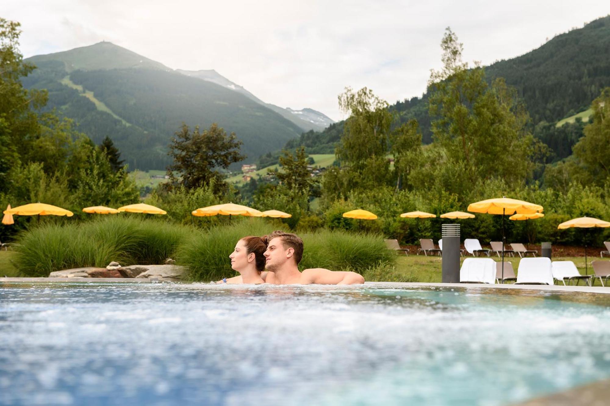 Aktiv- & Gesundheitsresort Das Gxund - Thermeneintritt Inklusive Bad Hofgastein Extérieur photo